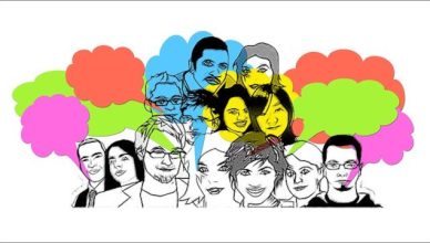 Groupe de personnes en train d'exprimer leur avis ou leur opinion